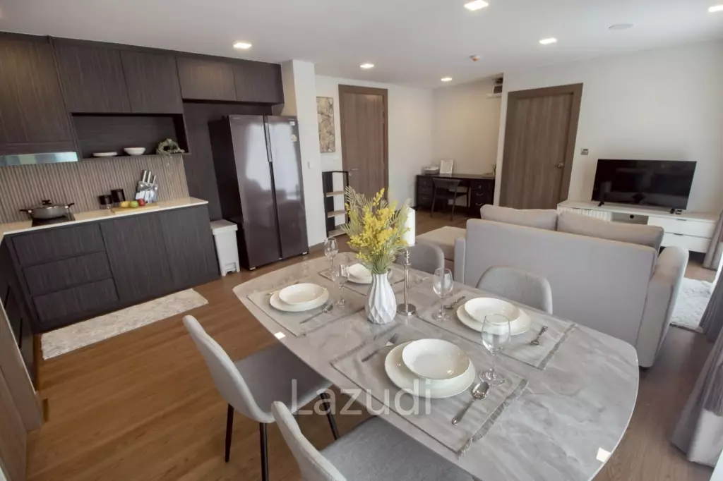 Stylish 2-Bed Condo with Mountain Views in Hua Hin
