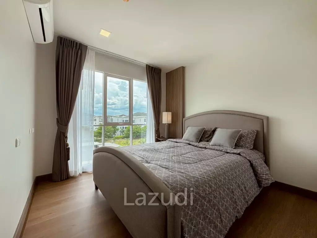 Stylish 2-Bed Condo with Mountain Views in Hua Hin