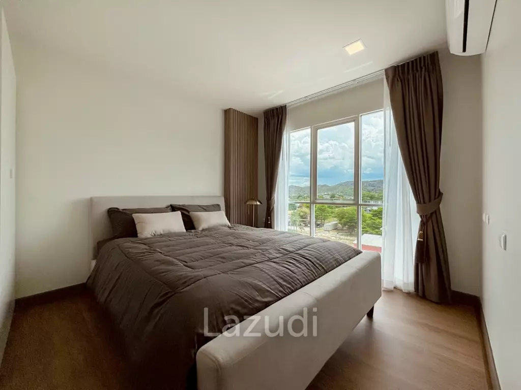 Stylish 2-Bed Condo with Mountain Views in Hua Hin