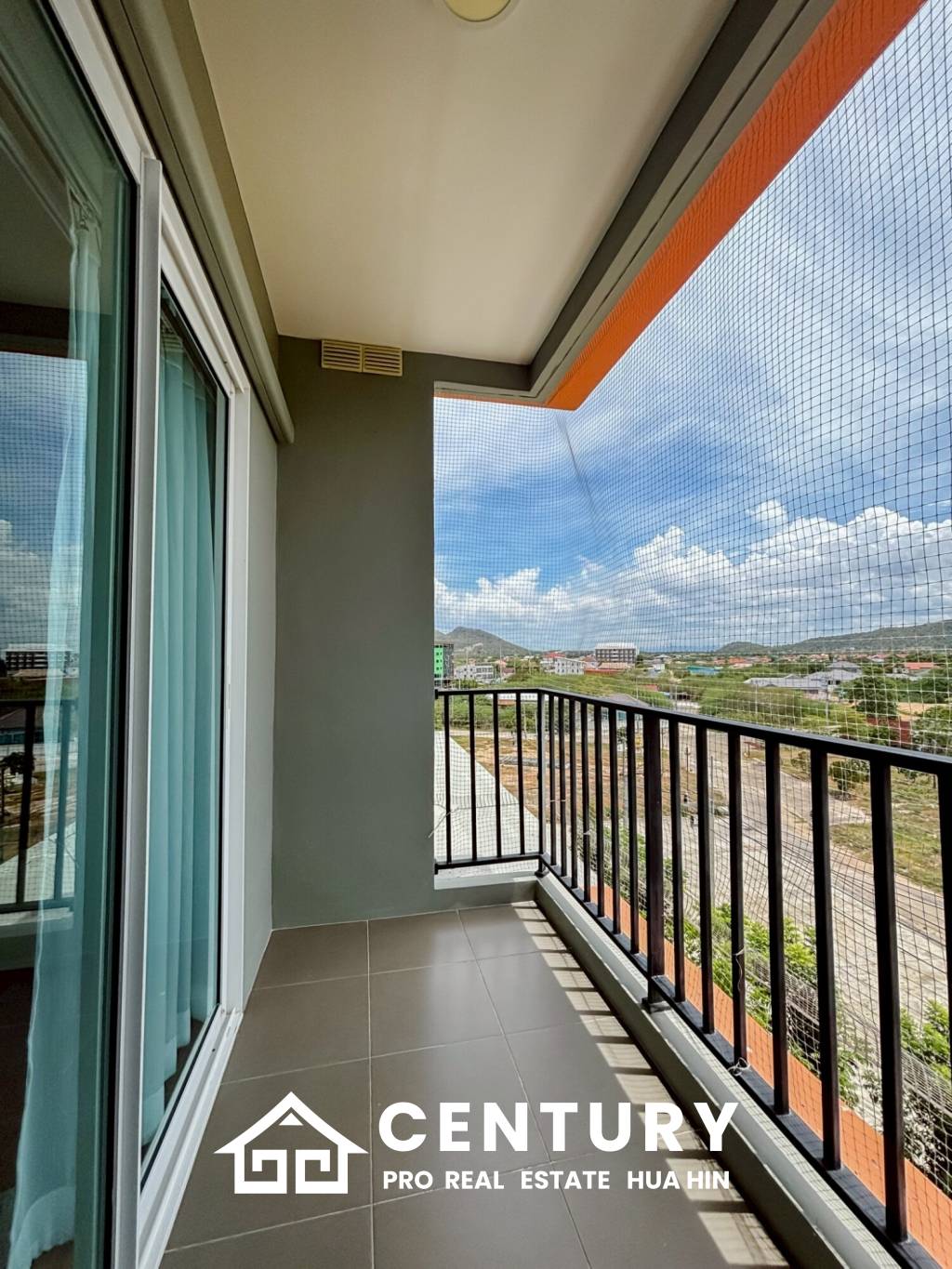 67 ตร.ม 2 เตียง 2 อาบน้ำ คอนโดมิเนียม For ขาย