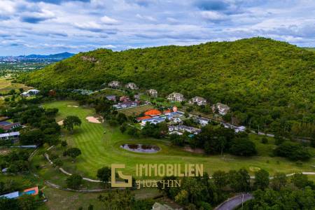 Golfplatz Lage / Einzugsbereit / 1.150 qm Grundstück / 320 qm Wohnfläche