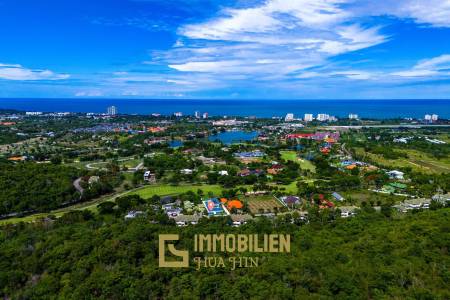 Golfplatz Lage / Einzugsbereit / 1.150 qm Grundstück / 320 qm Wohnfläche