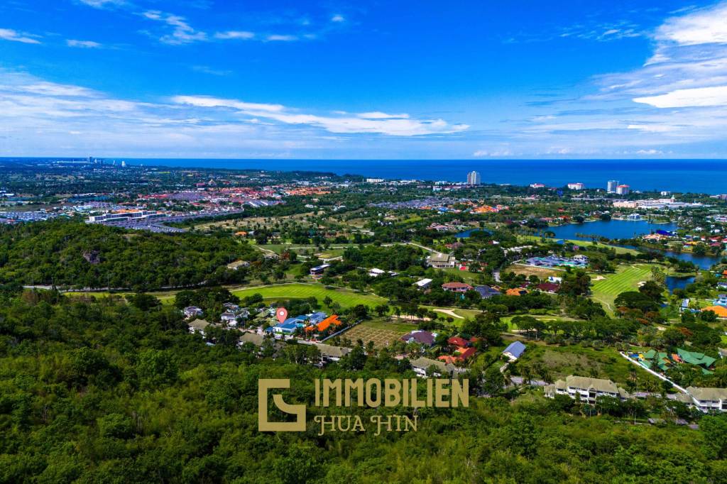 Golfplatz Lage / Einzugsbereit / 1.150 qm Grundstück / 320 qm Wohnfläche