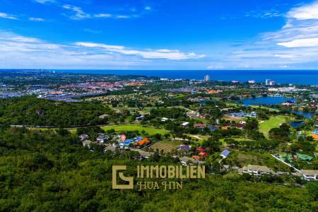 Golfplatz Lage / Einzugsbereit / 1.150 qm Grundstück / 320 qm Wohnfläche