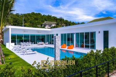 Golfplatz Lage / Einzugsbereit / 1.150 qm Grundstück / 320 qm Wohnfläche