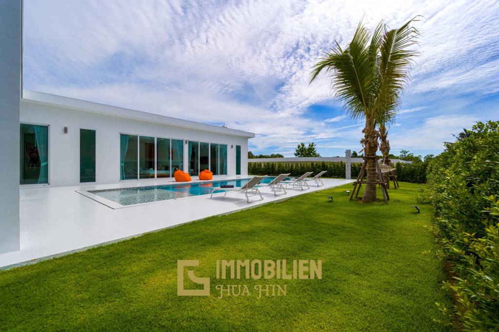 Golfplatz Lage / Einzugsbereit / 1.150 qm Grundstück / 320 qm Wohnfläche