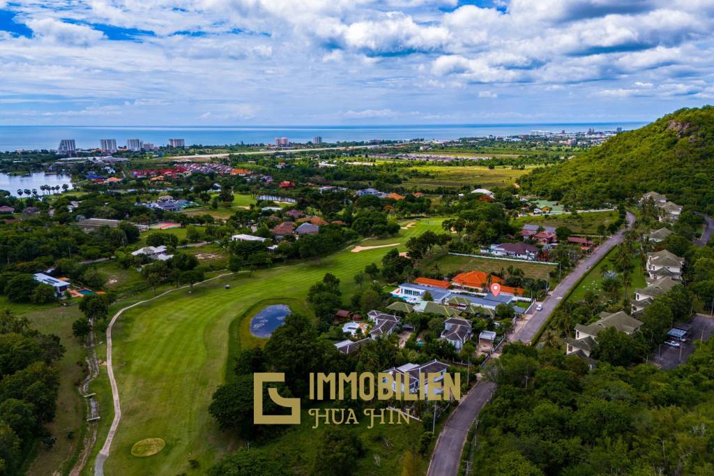 Golfplatz Lage / Einzugsbereit / 1.150 qm Grundstück / 320 qm Wohnfläche