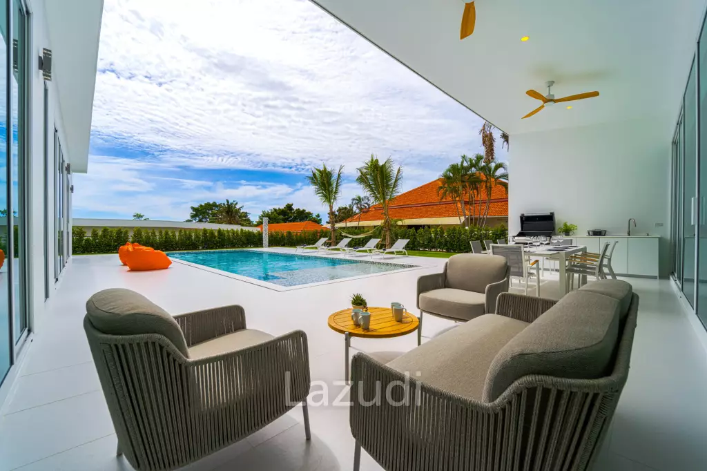 Palm Hills: Exclusive 4-Bed Golf Course Home on 1150 Sqm Plot
