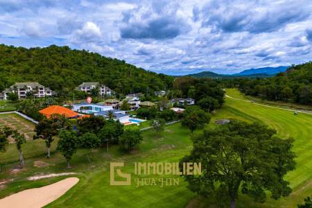 Golfplatz Lage / Einzugsbereit / 1.150 qm Grundstück / 320 qm Wohnfläche