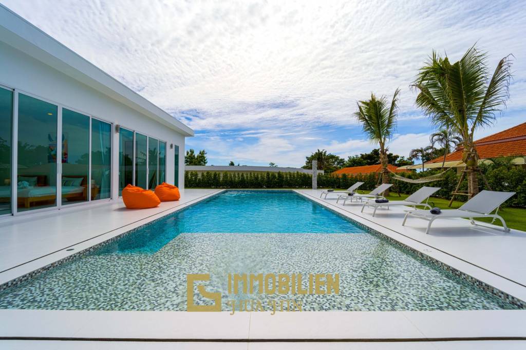 Golfplatz Lage / Einzugsbereit / 1.150 qm Grundstück / 320 qm Wohnfläche