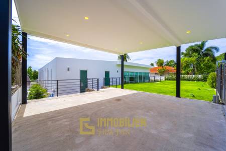 Golfplatz Lage / Einzugsbereit / 1.150 qm Grundstück / 320 qm Wohnfläche