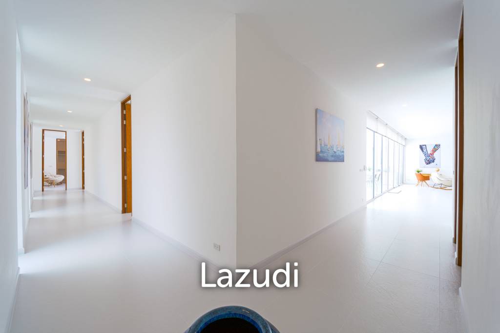 Palm Hills: Exclusive 4-Bed Golf Course Home on 1150 Sqm Plot