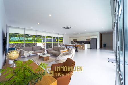 Golfplatz Lage / Einzugsbereit / 1.150 qm Grundstück / 320 qm Wohnfläche