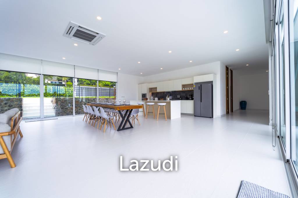 Palm Hills: Exclusive 4-Bed Golf Course Home on 1150 Sqm Plot