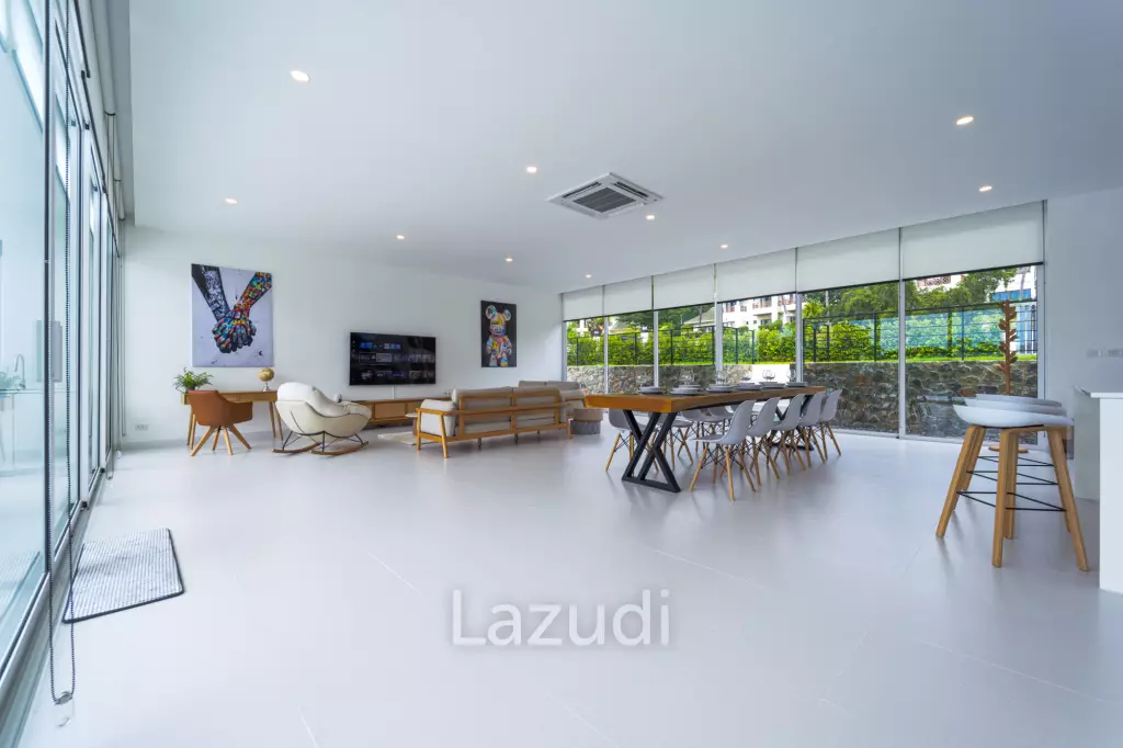 Palm Hills: Exclusive 4-Bed Golf Course Home on 1150 Sqm Plot