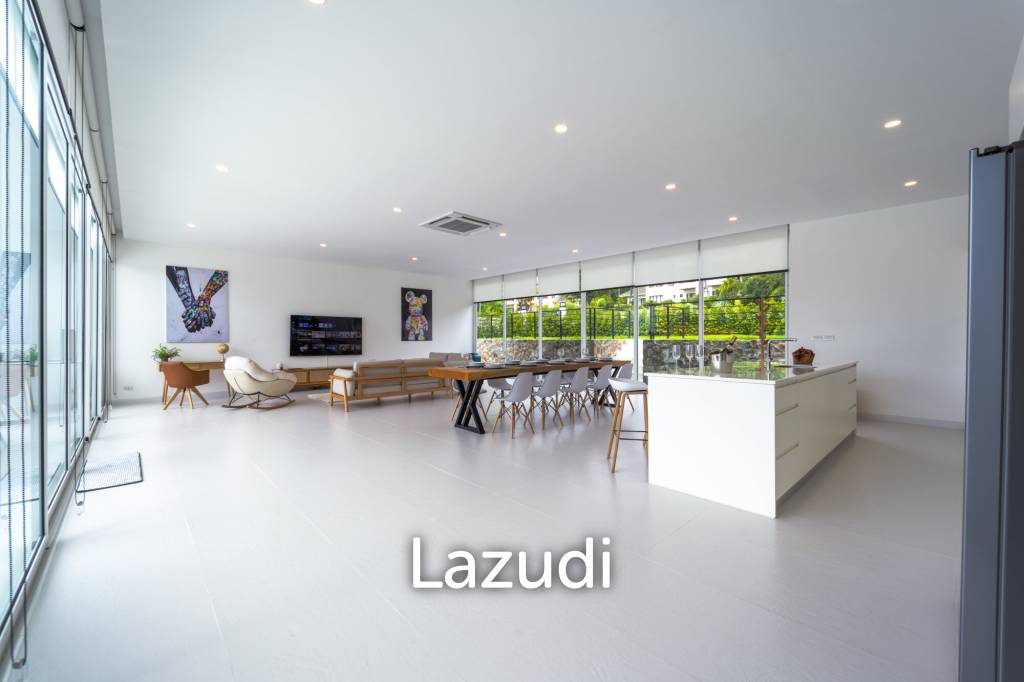 Palm Hills: Exclusive 4-Bed Golf Course Home on 1150 Sqm Plot