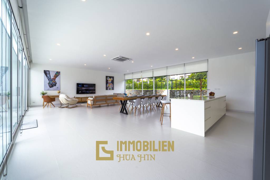 Golfplatz Lage / Einzugsbereit / 1.150 qm Grundstück / 320 qm Wohnfläche