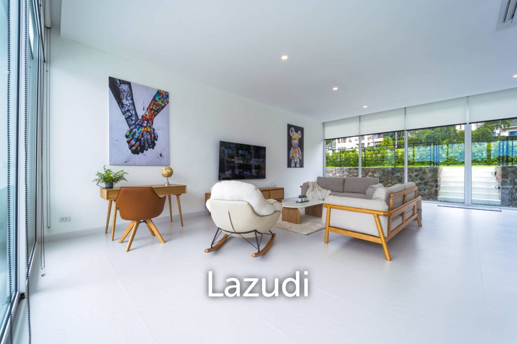 Palm Hills: Exclusive 4-Bed Golf Course Home on 1150 Sqm Plot