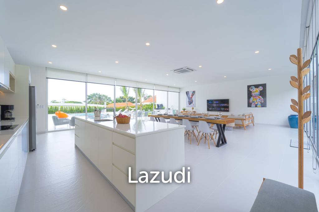 Palm Hills: Exclusive 4-Bed Golf Course Home on 1150 Sqm Plot