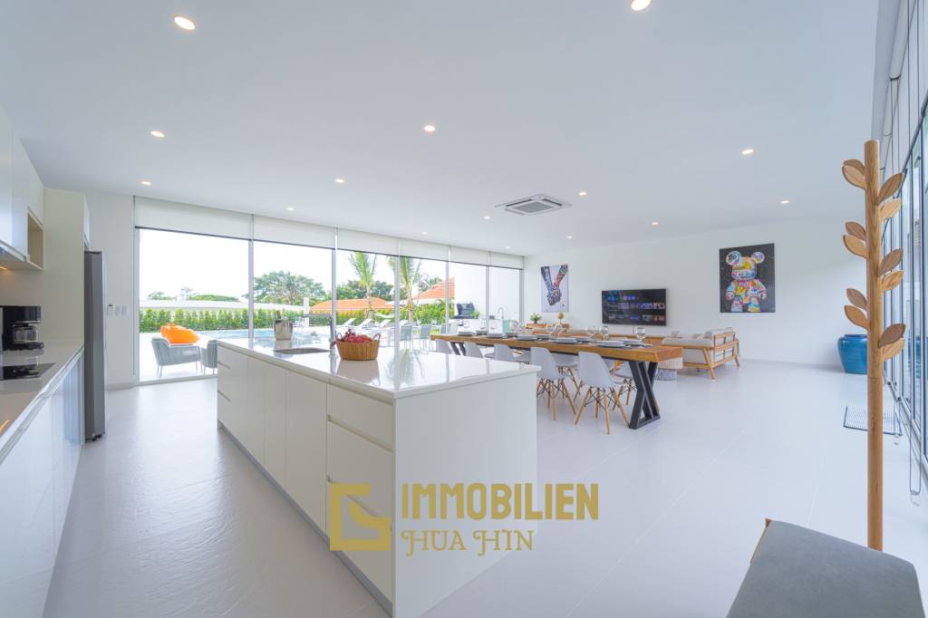 Golfplatz Lage / Einzugsbereit / 1.150 qm Grundstück / 320 qm Wohnfläche