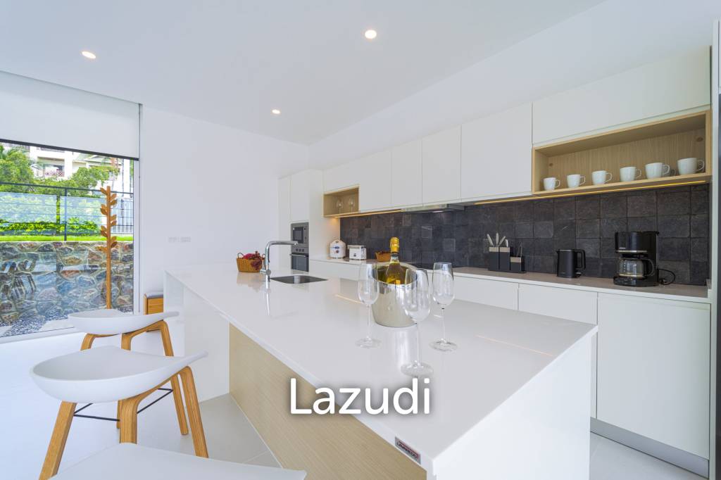 Palm Hills: Exclusive 4-Bed Golf Course Home on 1150 Sqm Plot