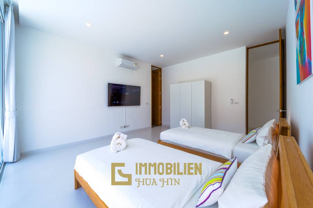 Golfplatz Lage / Einzugsbereit / 1.150 qm Grundstück / 320 qm Wohnfläche