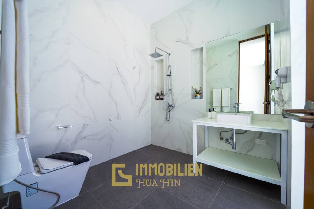 Golfplatz Lage / Einzugsbereit / 1.150 qm Grundstück / 320 qm Wohnfläche