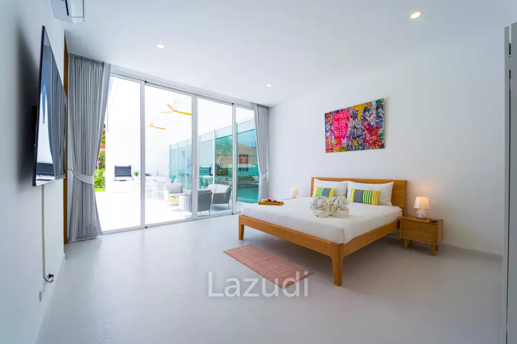 Palm Hills: Exclusive 4-Bed Golf Course Home on 1150 Sqm Plot