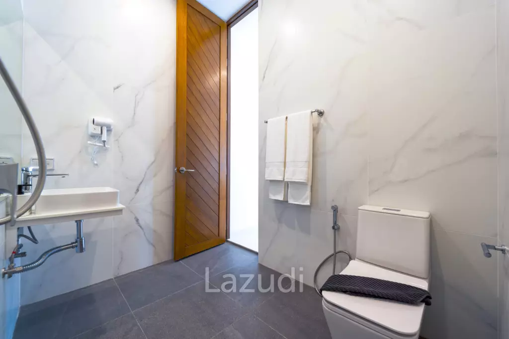 Palm Hills: Exclusive 4-Bed Golf Course Home on 1150 Sqm Plot