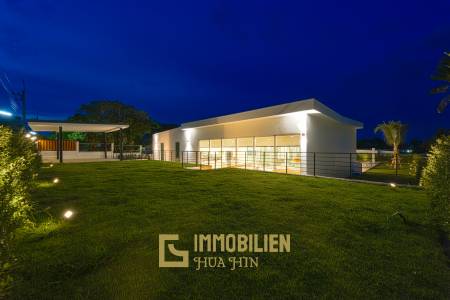 Golfplatz Lage / Einzugsbereit / 1.150 qm Grundstück / 320 qm Wohnfläche