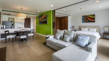 Spacious Garden-Access 1-Bedroom Condo for Sale in Laguna Spacious Garden-Access 1-Bedroom Condo for Sale in Laguna