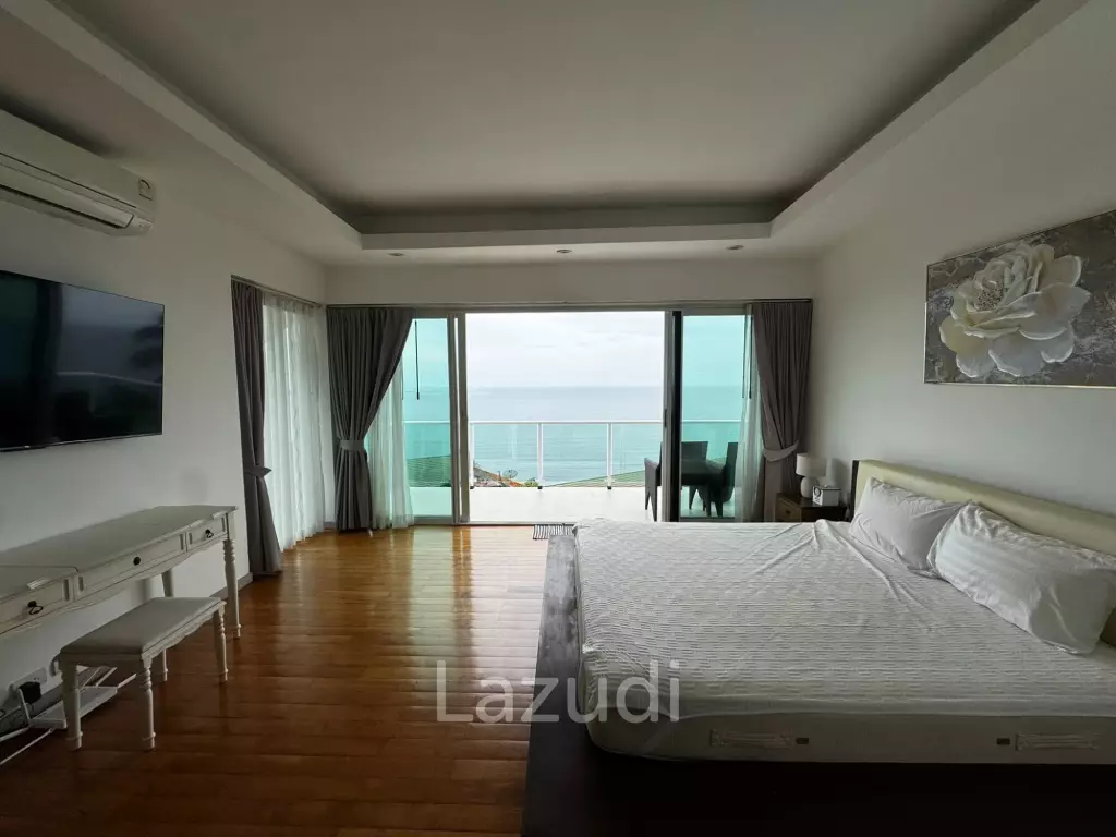 Luxury Sea View 4-Bedroom Villa for Rent in Bay View