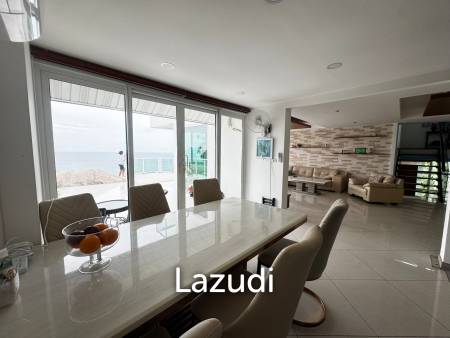 Luxury Sea View 4-Bedroom Villa for Rent in Bay View
