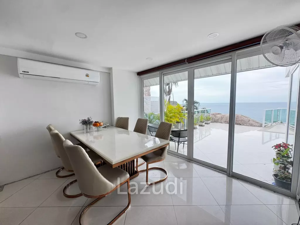 Luxury Sea View 4-Bedroom Villa for Rent in Bay View
