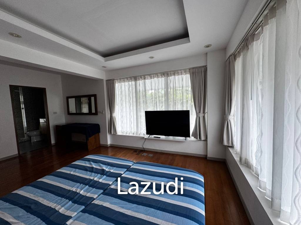 Luxury Sea View 4-Bedroom Villa for Rent in Bay View