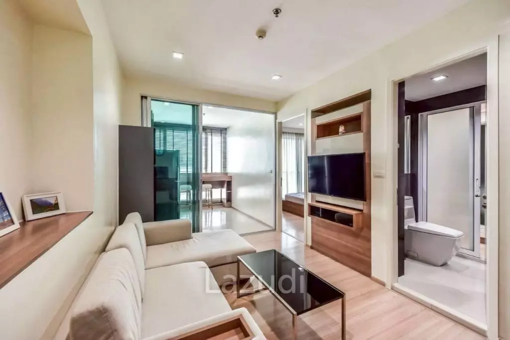 1 Bed 1 Bath 45 SQ.M Rhythm Phahol-Ari