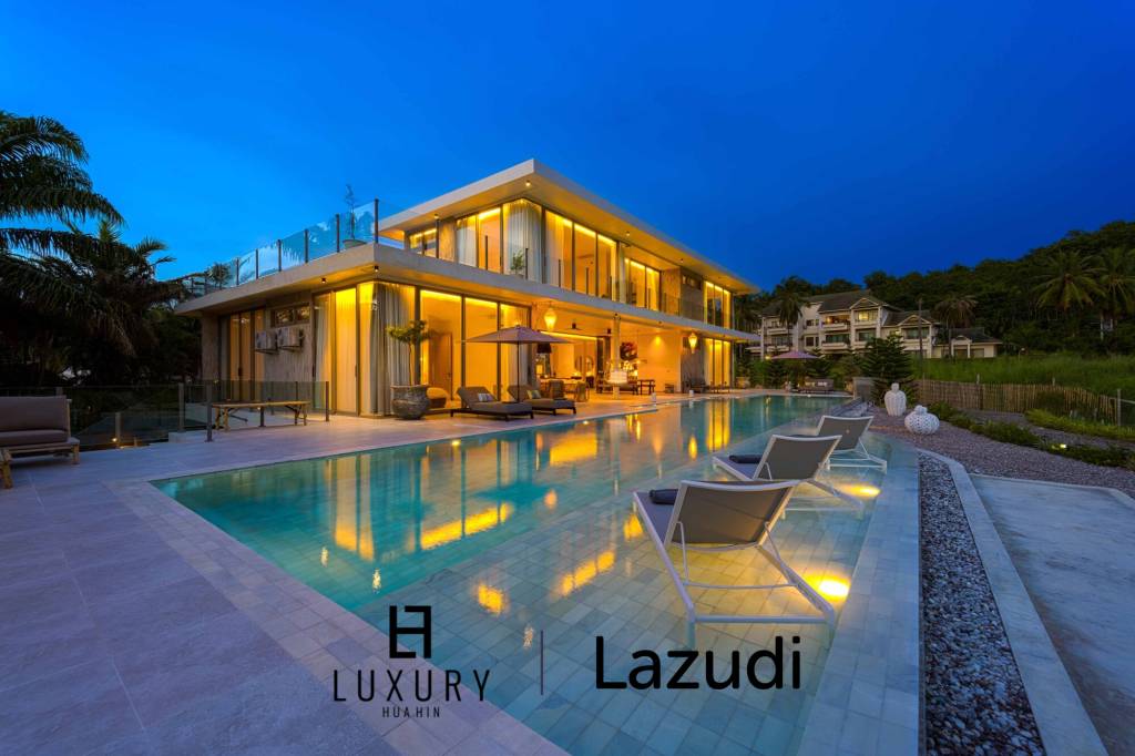 Située au bord d'un lac, à proximité d'un terrain de golf / Terrain de 1 600 m² / 6 chambres