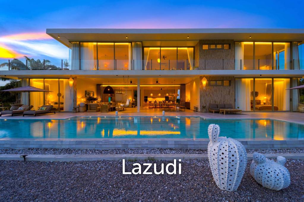 Exclusive Waterfront Villa: 6-Bed Luxury at Palm Hills Golf Club
