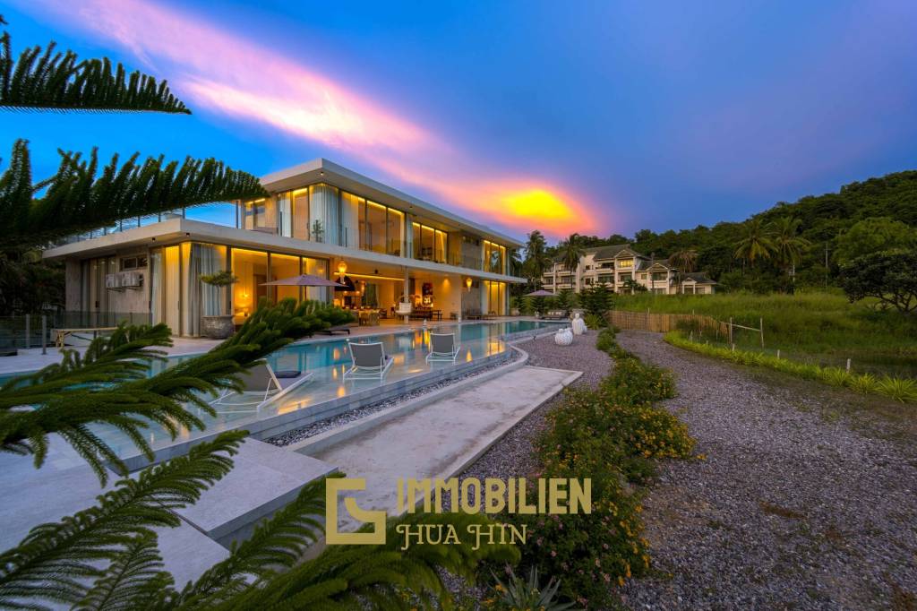 Seelage am Golfplatz / 1.600 großes Grundstück / 6 Schlafzimmer