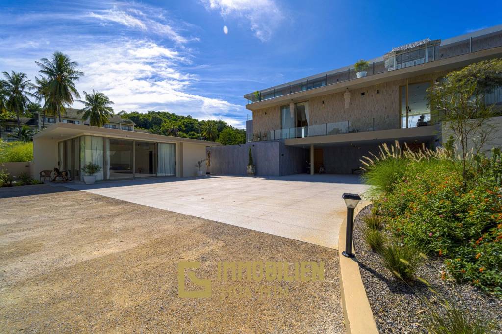 Seelage am Golfplatz / 1.600 großes Grundstück / 6 Schlafzimmer