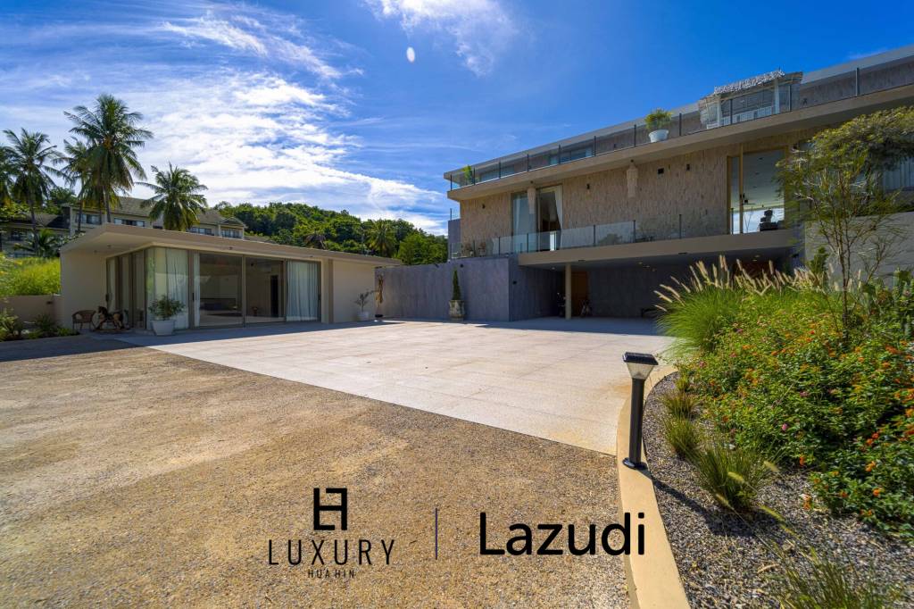 Située au bord d'un lac, à proximité d'un terrain de golf / Terrain de 1 600 m² / 6 chambres