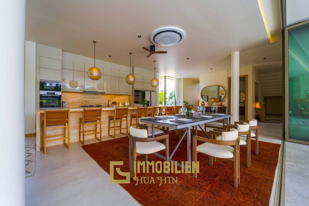 Seelage am Golfplatz / 1.600 großes Grundstück / 6 Schlafzimmer