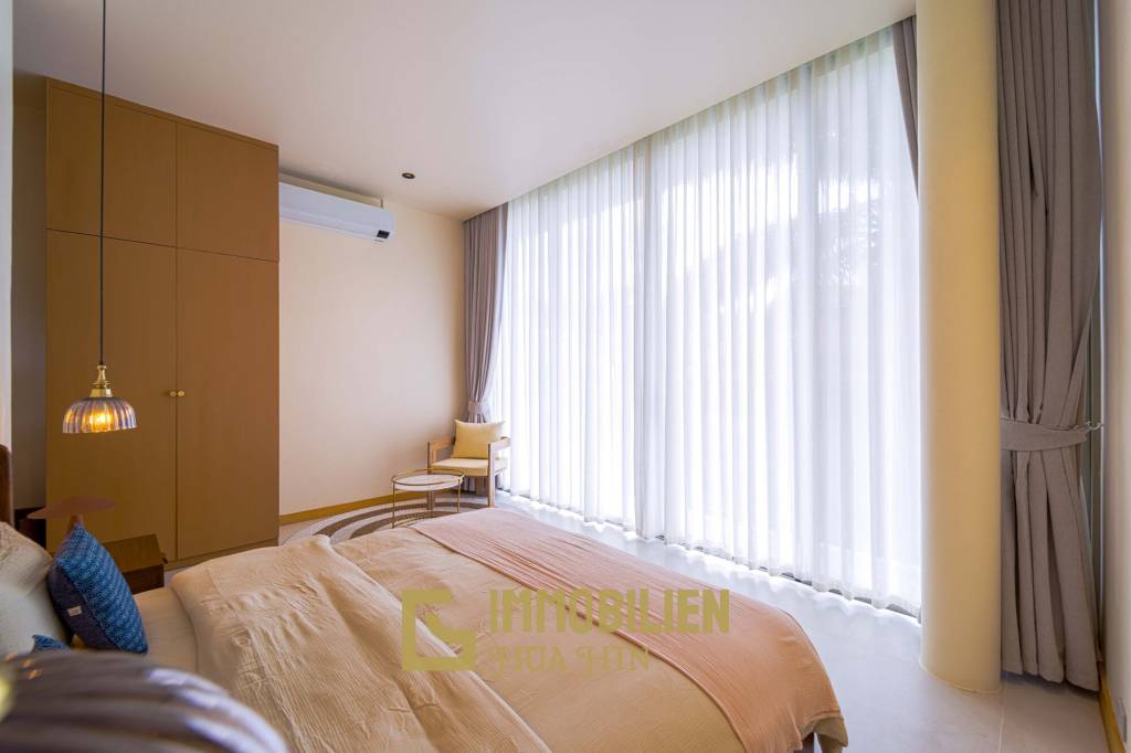 Seelage am Golfplatz / 1.600 großes Grundstück / 6 Schlafzimmer