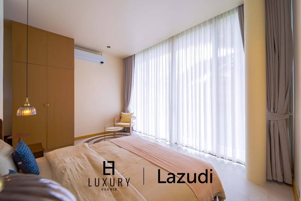 Située au bord d'un lac, à proximité d'un terrain de golf / Terrain de 1 600 m² / 6 chambres