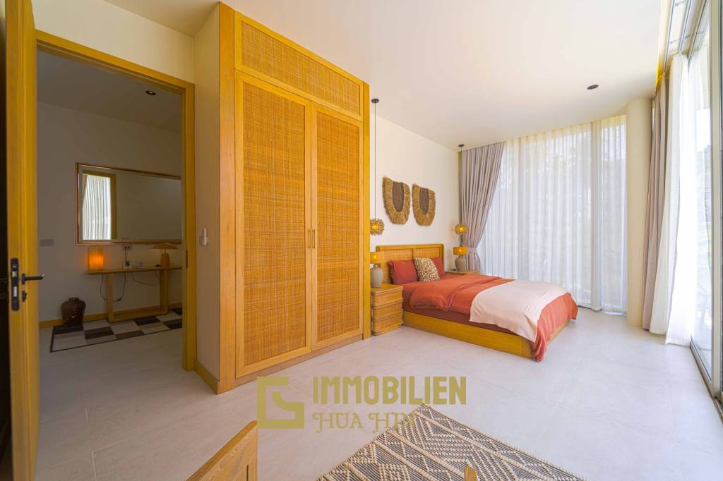 Seelage am Golfplatz / 1.600 großes Grundstück / 6 Schlafzimmer