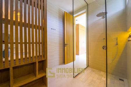 Seelage am Golfplatz / 1.600 großes Grundstück / 6 Schlafzimmer