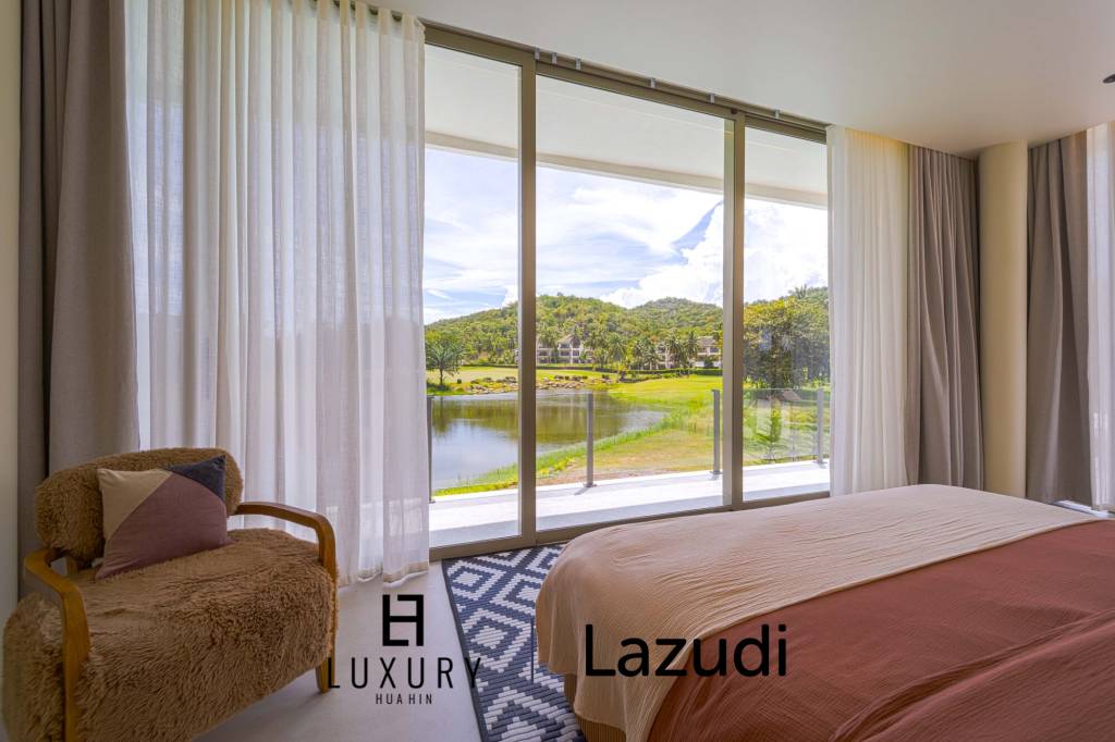 Située au bord d'un lac, à proximité d'un terrain de golf / Terrain de 1 600 m² / 6 chambres