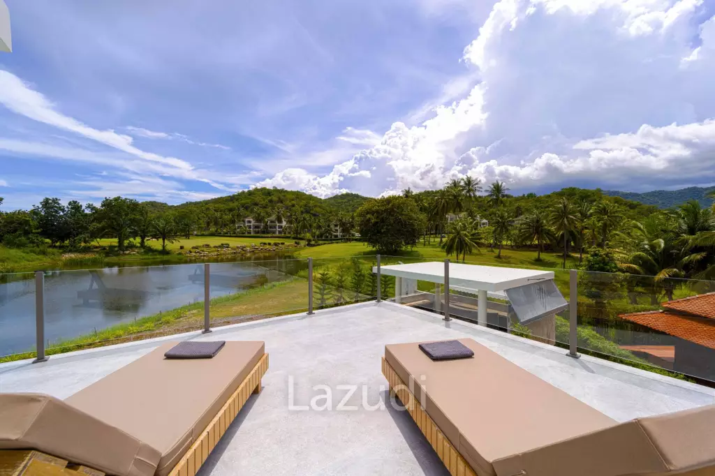 Exclusive Waterfront Villa: 6-Bed Luxury at Palm Hills Golf Club