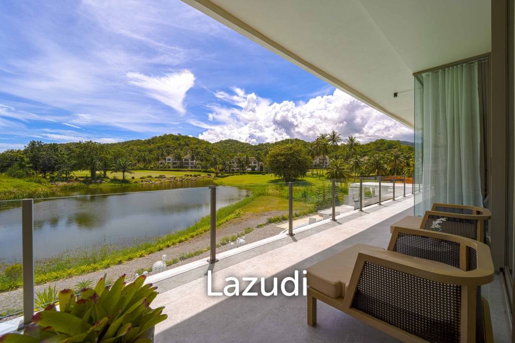 Exclusive Waterfront Villa: 6-Bed Luxury at Palm Hills Golf Club