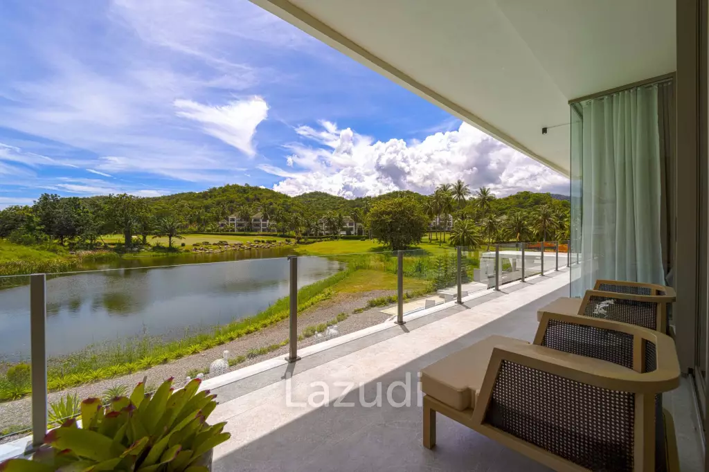 Exclusive Waterfront Villa: 6-Bed Luxury at Palm Hills Golf Club